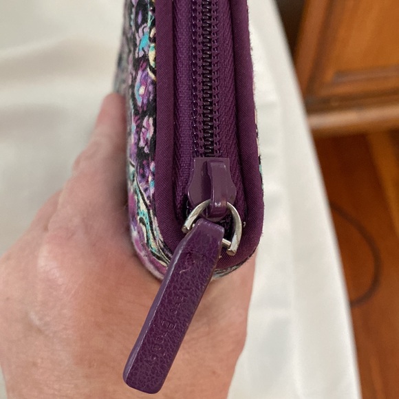 Vera Bradley Wallet in Purple Medallion - Picture 3 of 6